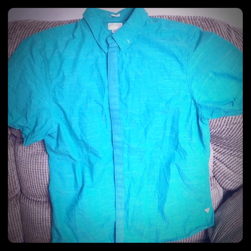 Guess, Premium Button-up Shirt// Slim Fit-Adult L